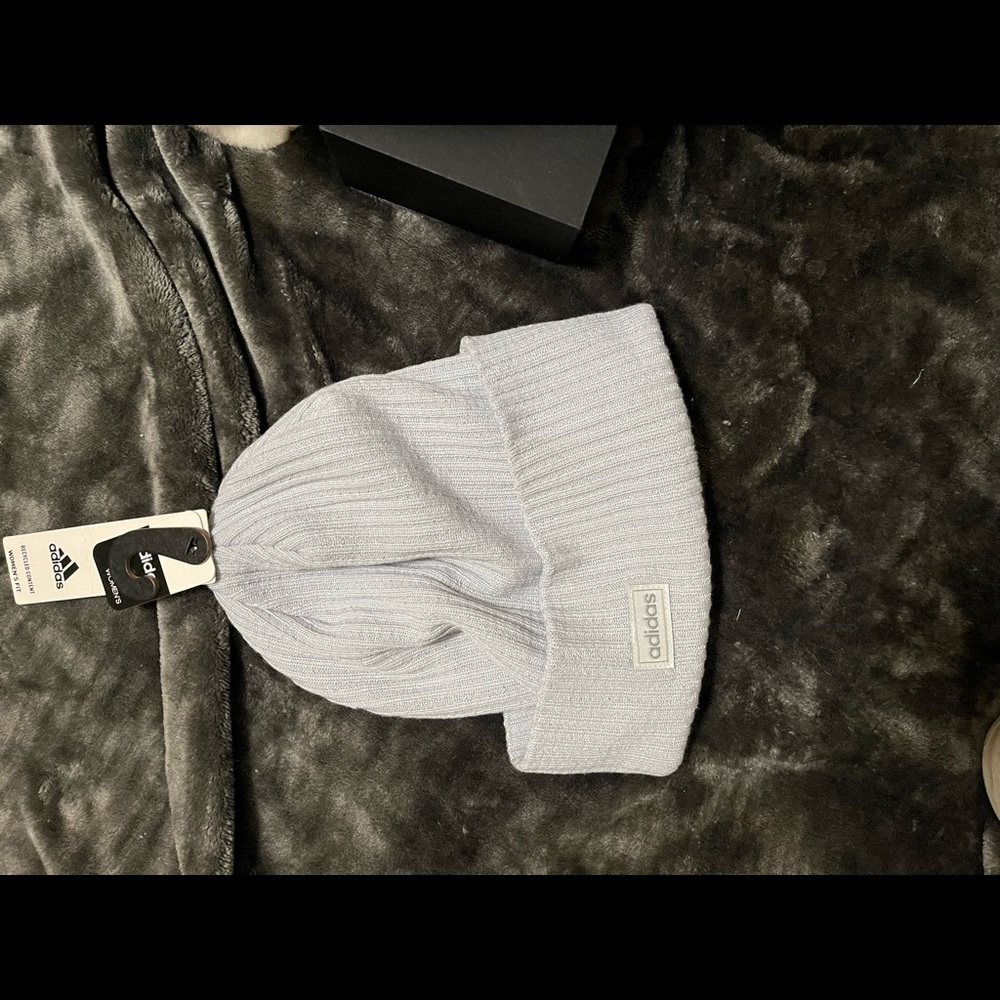 Womens Adidas Toboggan/Beanie